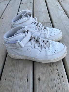 Mens Nike Air Force 1 High White Shoes size 9 CW 2289-111